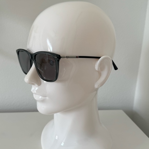 SUNGLASSES - Picture 3 of 10